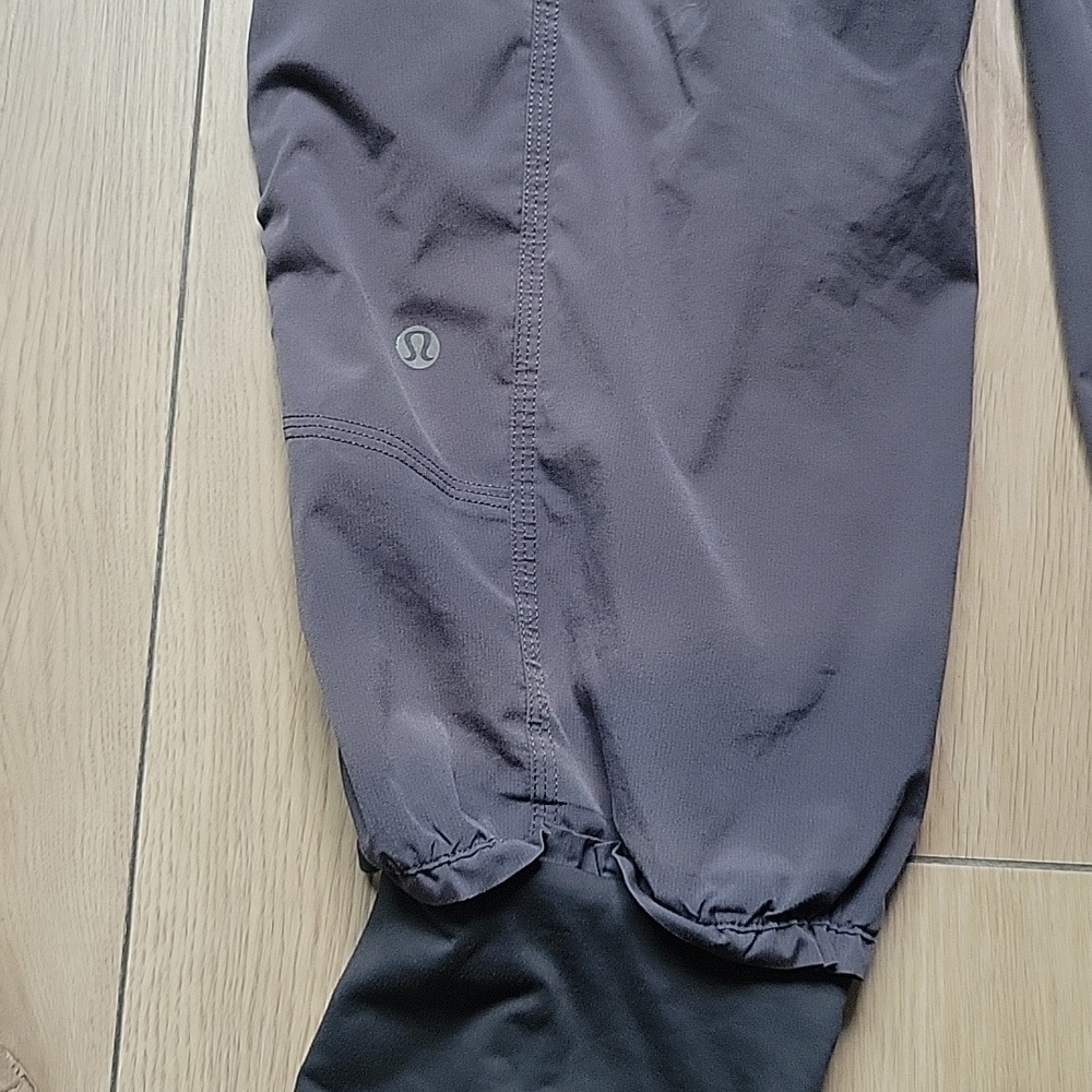 LULULEMON Seeknthe Peek Crop Pants size 4 - Picture 6 of 11
